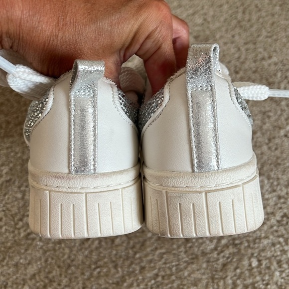 Gianni Bini after party white silver rhinestone sneaker platform over size laces - Picture 6 of 9